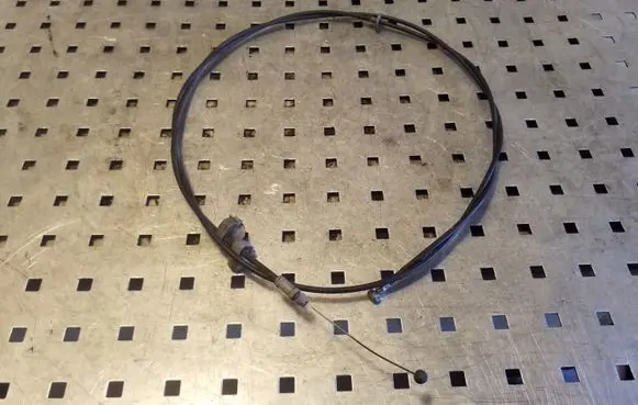 Toyota RAV 4 (XA20) Engine bonnet/hood lock release cable 