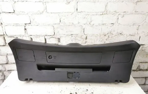 Seat Exeo (3R) Tailgate/boot cover trim set 3R9867601