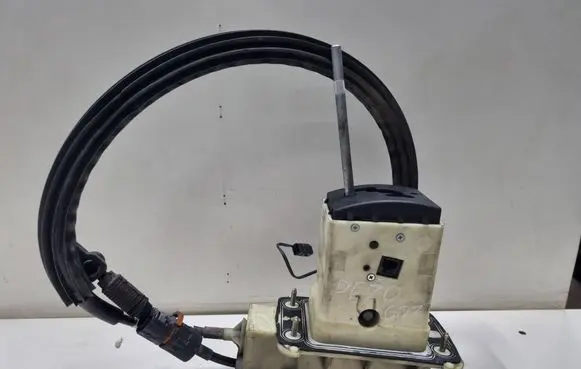Peugeot 607 Gear shifter/selector 9644868280 UP112 04020214