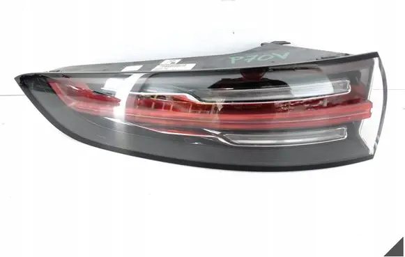 Porsche Cayenne (9Y0 9Y3) Rear/tail lights 9Y0945095D