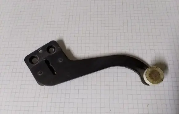Volkswagen Transporter - Caravelle T5 Sliding door upper roller guide/hinge 7H0843435E