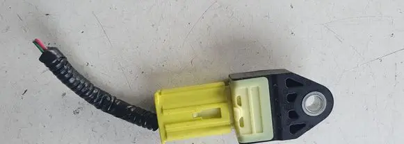 Lexus CT 200H Airbag deployment crash/impact sensor
