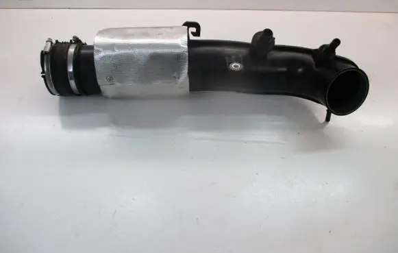 Volvo V40 Air intake hose/pipe 31370975