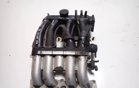 Volkswagen Golf IV Intake manifold 06A133925GB