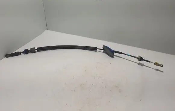 Gear shift cable linkage