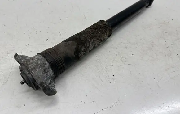 Skoda Superb B8 (3V) Rear shock absorber/damper