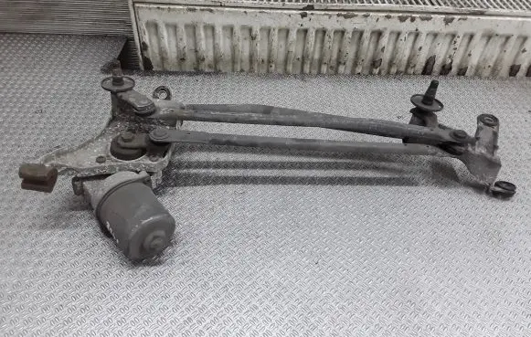 Honda Civic Front wiper linkage and motor 404564