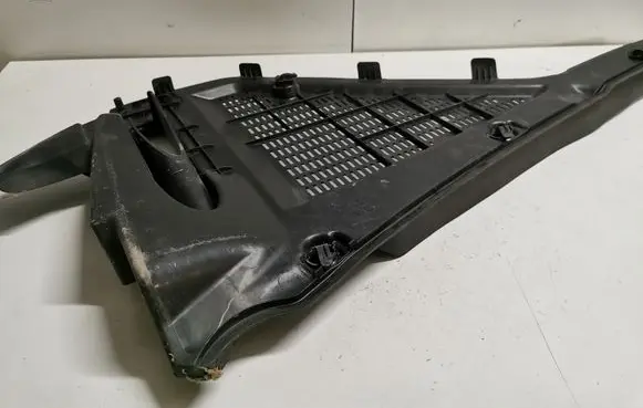 BMW X5 E70 Wiper trim 10834110