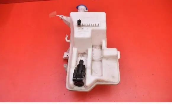 Volvo V40 Windshield washer fluid reservoir/tank 31391616