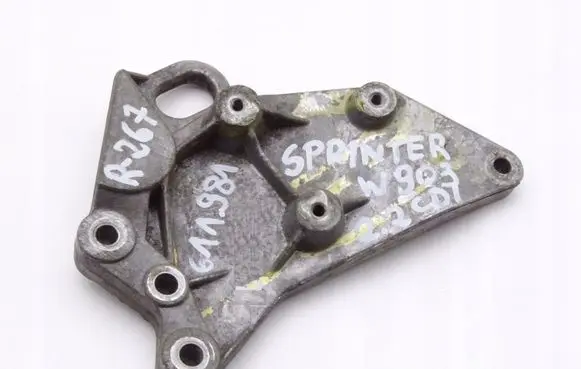 Mercedes-Benz Sprinter W901 W902 W903 W904 Fuel filter bracket/mount holder 6112230541