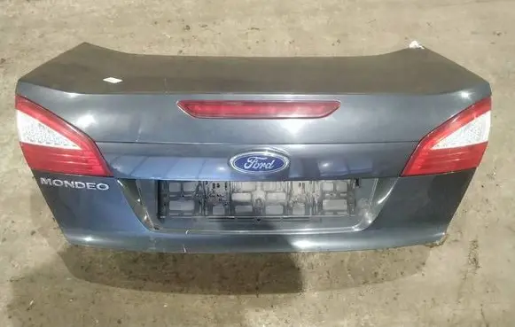 Ford Mondeo MK IV Tailgate/trunk/boot lid PILKAS