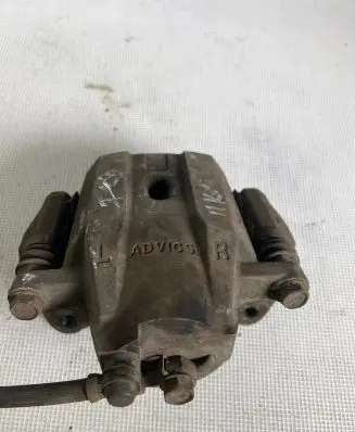 Toyota Prius (XW20) Front brake caliper