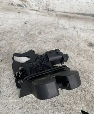 Audi Q7 4L Tailgate/trunk/boot lock/catch/latch