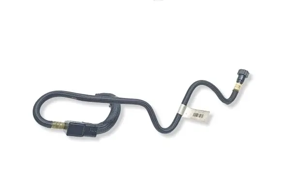 BMW 5 F10 F11 Fuel line pipe 7823395