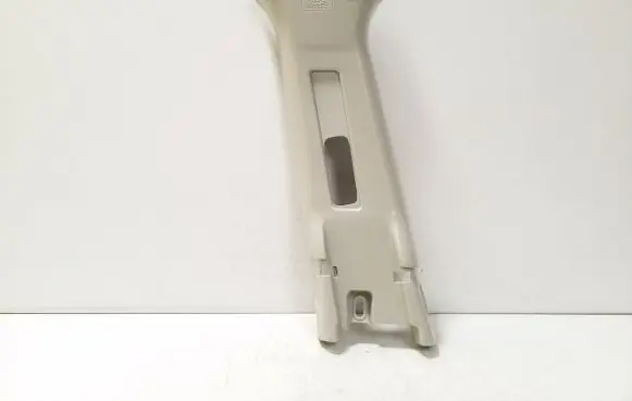 (B) pillar trim (top)