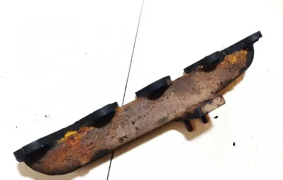 Ford Focus C-MAX Exhaust manifold