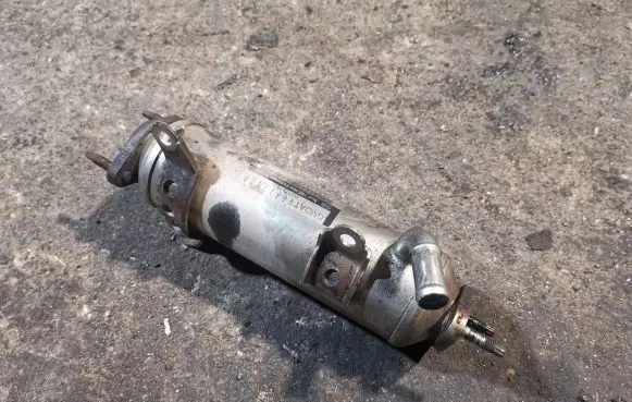 Chevrolet Captiva EGR valve cooler 96817829