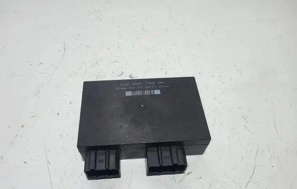 Volkswagen Golf IV Central body control module 1J0959799AH 151001 5DK00795451