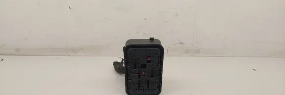 Audi A3 S3 8P Fuse module 1K0937700A