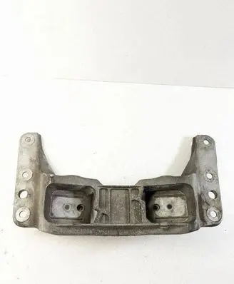 BMW 5 E60 E61 Gearbox mounting bracket 6776521