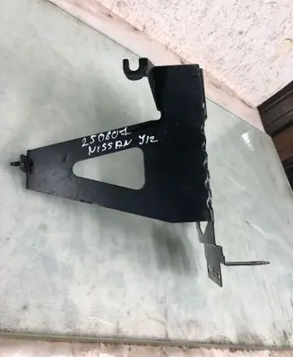 Nissan Qashqai J12 Other engine bay part