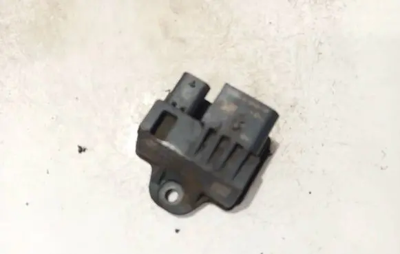 BMW 5 GT F07 Glow plug pre-heat relay 857008702