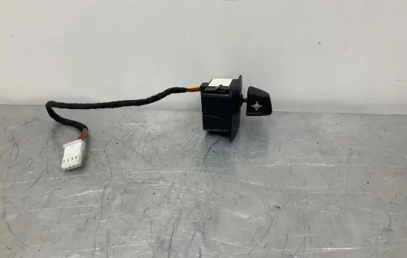 BMW 5 F10 F11 Steering wheel adjustment switch 9188877