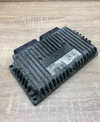 Renault Laguna I Gearbox control unit/module 7700102888 S105280003D