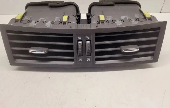 Lexus GS 300 350 430 450H Dash center air vent grill 3556420440 5566030411