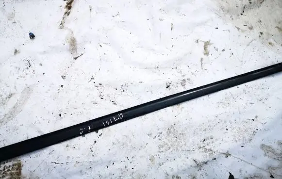 Toyota Corolla E120 E130 Front door trim (molding) 7573102170 75731-02170