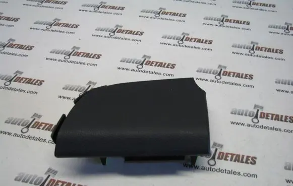 Dashboard lower bottom trim panel