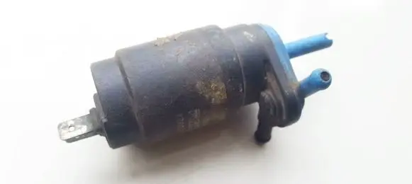 Volkswagen Golf II Windscreen/windshield washer pump 0290004