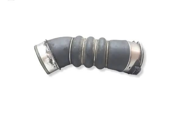 BMW X6 E71 Intercooler hose/pipe 7807985