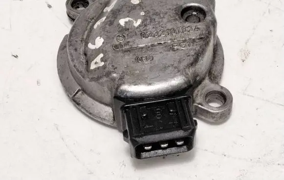 Audi A6 S6 C5 4B Camshaft position sensor 0232101024