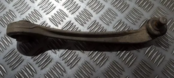 Audi A4 S4 B5 8D Front lower control arm/wishbone