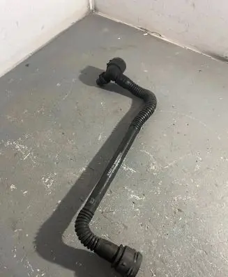 Mercedes-Benz S W222 Engine coolant pipe/hose A2225018900
