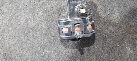 Mercedes-Benz C W202 Central locking vacuum pump 
