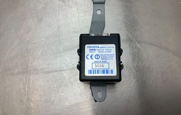 Toyota Prius (XW20) Door control unit/module 8999147010 48411010230