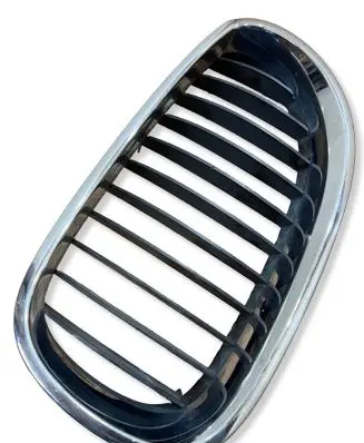 BMW 5 E60 E61 Front grill 7027061 7065701