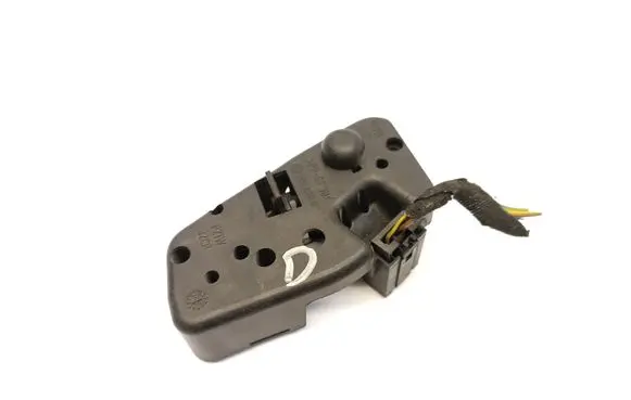 BMW 3 E46 Tail light bulb cover holder 6907938