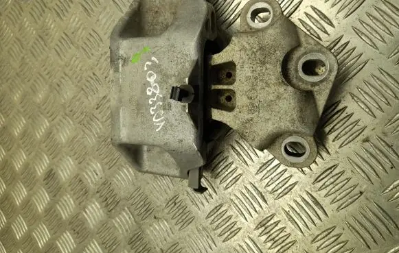 Volkswagen Crafter Engine mount bracket 2N0199555K