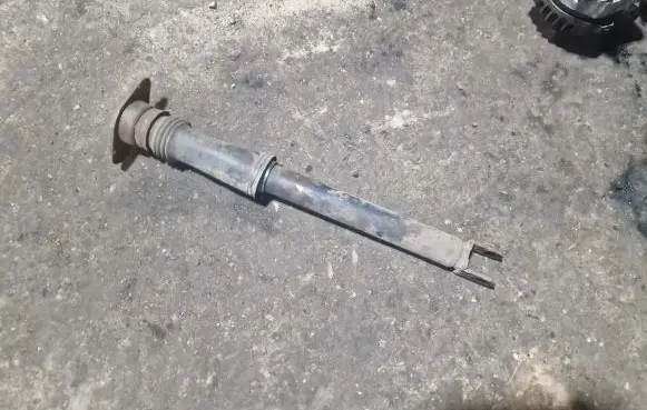 KIA Sportage Rear shock absorber/damper