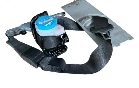 Opel Insignia A Front seatbelt 84025371 3063559 0589P1000220