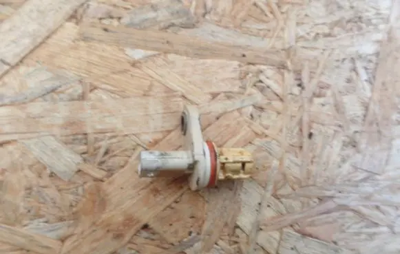 Camshaft position sensor