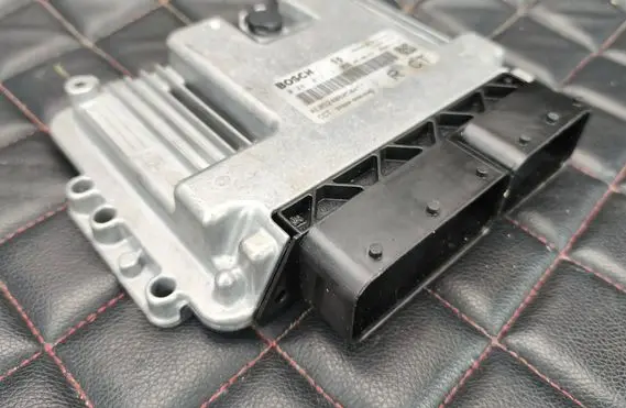 Honda CR-V Engine control unit/module 0281012131 37820RMAE05 1039S12160