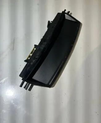 BMW 3 E46 Third/center stoplight 02574E1S3001 229SAE0398