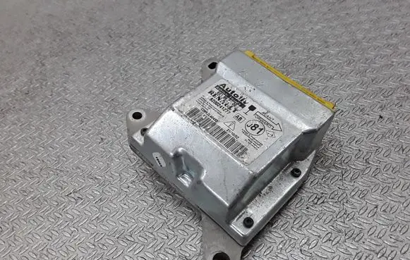 Renault Espace - Grand espace IV Airbag control unit/module 8200241277