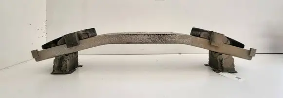 Nissan Leaf I (ZE0) Rear bumper cross member 620323NF0A