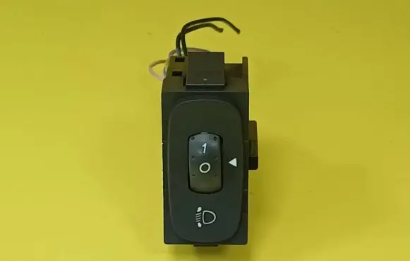 Renault Laguna II Headlight level height control switch 8200002439
