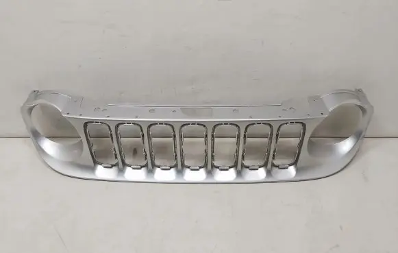 Jeep Renegade Front bumper upper radiator grill
